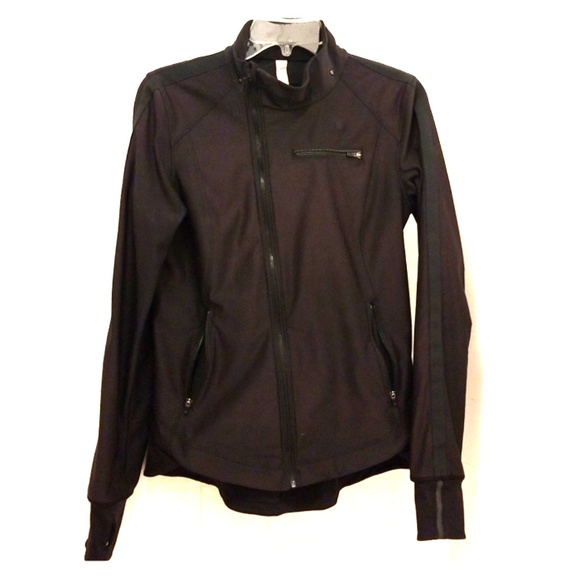 Lululemon tech wear softshell jacket WaterResist 6 - Picture 6 of 8